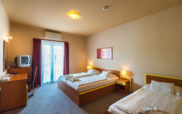 Beach Hotel