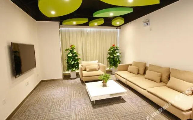 Shriver Hotel (Xi'an Convention and Exhibition Center Sanyu Subway Station)