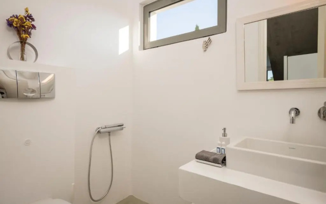 Blue Sea Luxury Villa Maleme