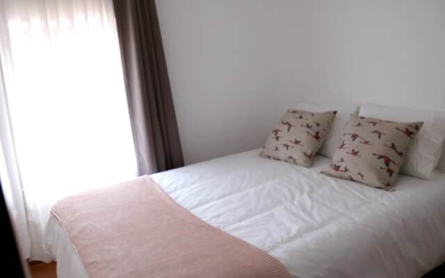 Отель House With 4 Bedrooms in Varzea do Douro, With Furnished Garden and Wi Марку-ди-Канавезиш комната для гостей