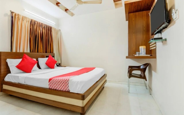 OYO 5660 Hotel Sree Residency