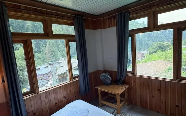 The Pahadi Soul Stay and Café