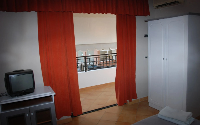 Villa Finix