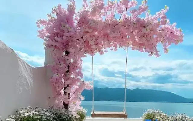 Qinglan Cave Style Light Luxury Sea View Hotel