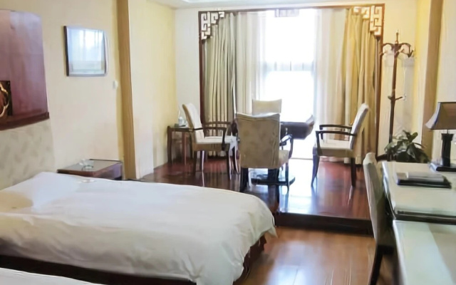 Rong Tai Auto Industry Business Center Hotel