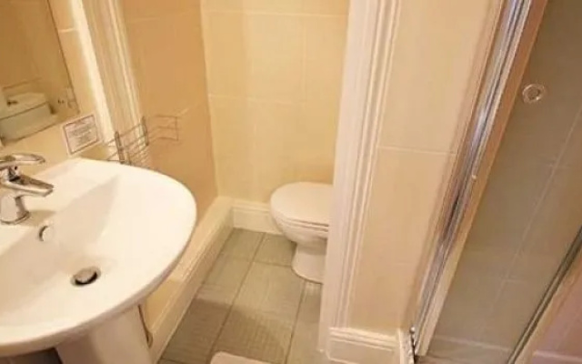 Golden Fleece B&B