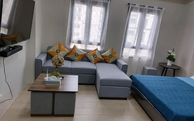 NAIA Terminal, Newport, Pasay, 5-star Condo