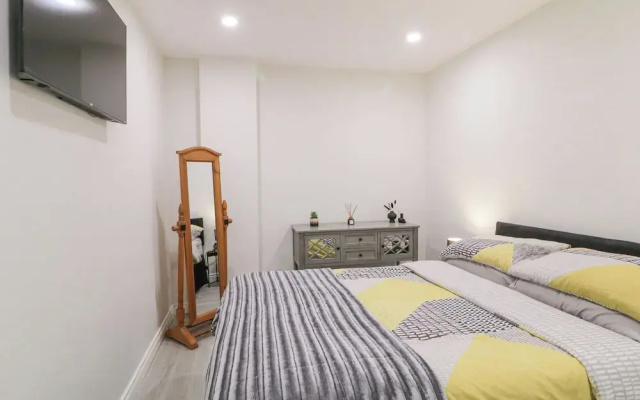Woodside Guest House