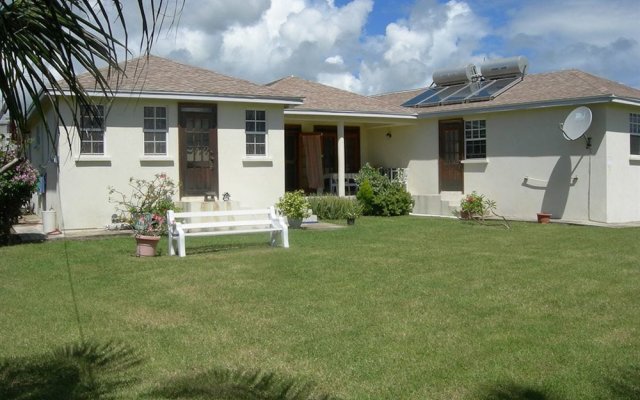 Gemini House Bed & Breakfast in Christ Church, Barbados from 115$, photos, reviews - zenhotels.com hotel front