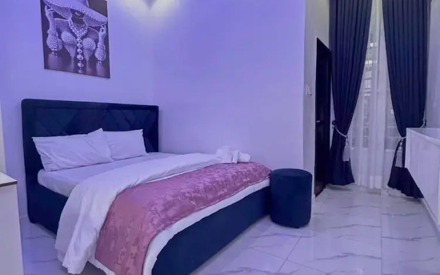 1 Bedroom Ensuite in a Shared House
