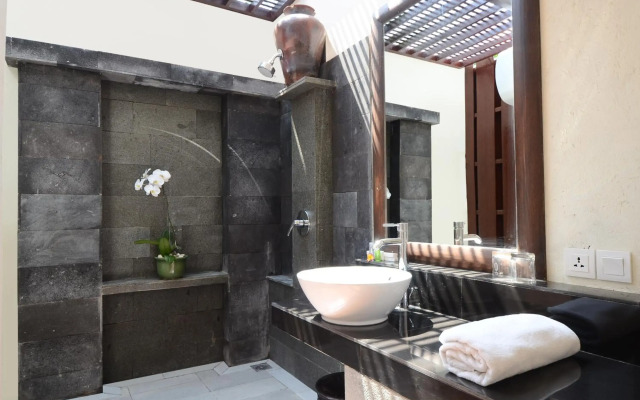 Bali Breezz Hotel