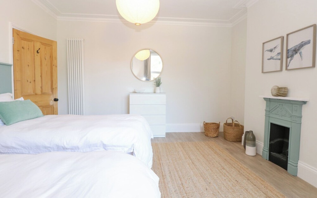 Flat 1