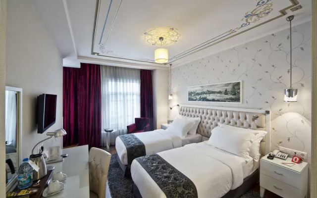 Armis Hostel