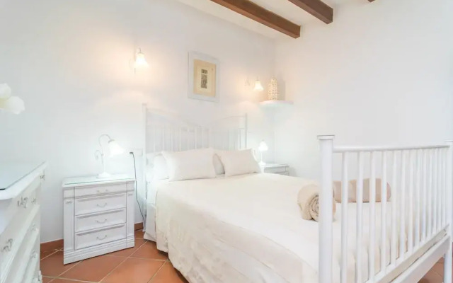 - House In