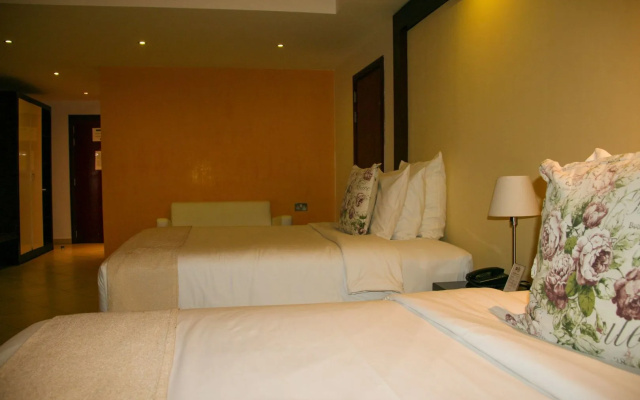 Peninsula Hotel Dar es Salaam