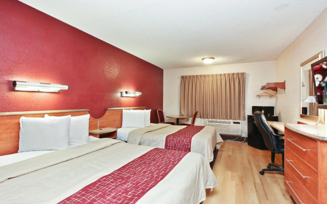 Red Roof Inn Santa Ana