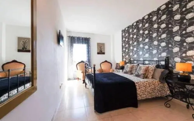 Vecindario-Plaza Apartment