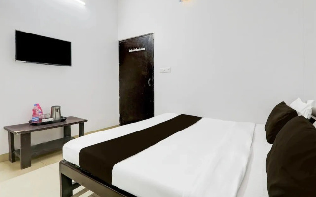 Saver Double Hotel Parijat