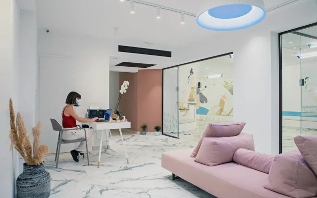 Pavo Art Hotel