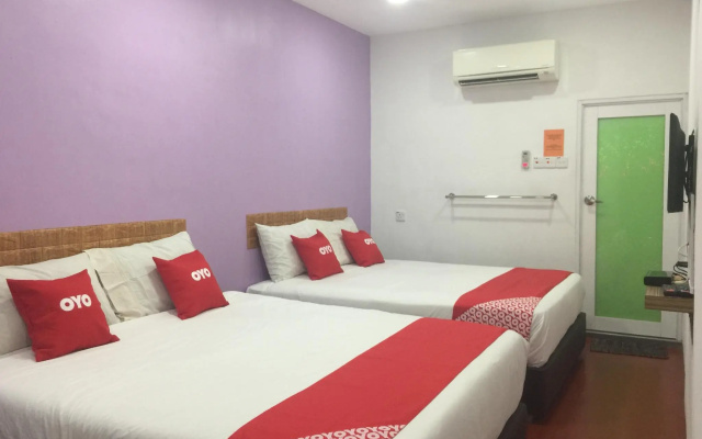 OYO 89671 Changlun Star Motel