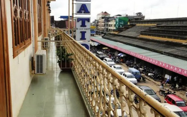 International Hotel