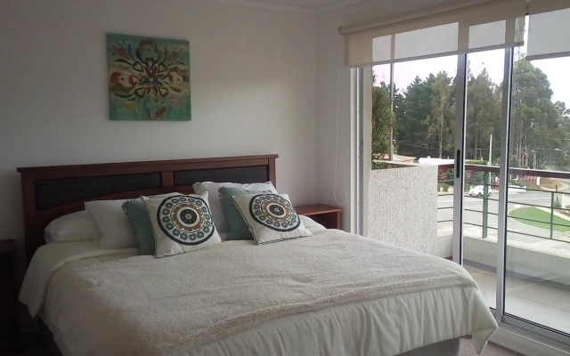 Esmeralda Apartment