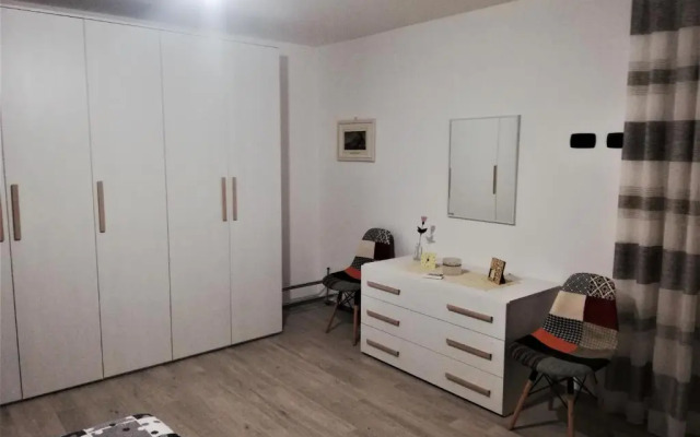 Billy Apartment