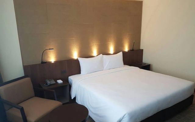 Louis' Tavern Hotel Don Muang
