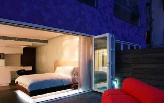 V Wanchai Serviced Apartment