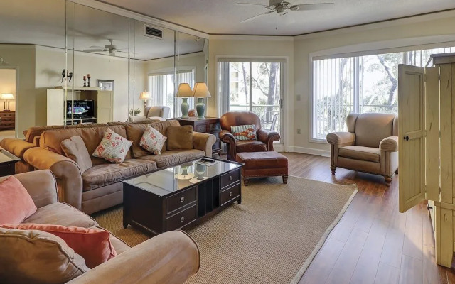 Windsor Place 107 by RedAwning