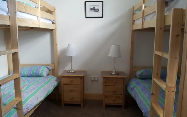 Helmsdale Lodge