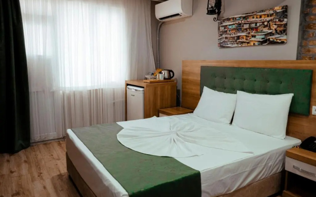 Hasuni̇ Taş Hotel