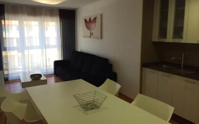 Malaga 102181 2 Bedroom Apartment By Mo Rentals