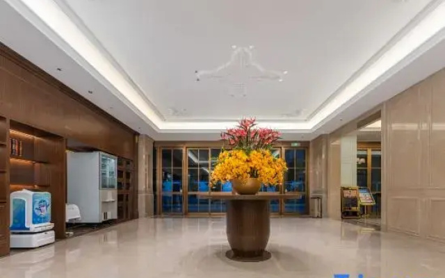 Vienna Hotel(Suzhou Changshu City Center Zhaoshang West Road Branch))