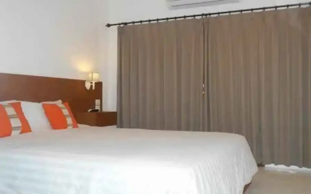 RedDoorz At Kerobokan Seminyak 2