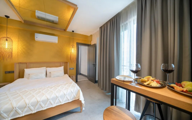 Reddoors Suites Sea View