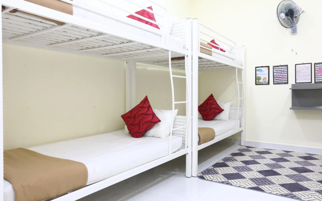 SPOT ON 90163 Kpfb Roomstay 2 - Hostel