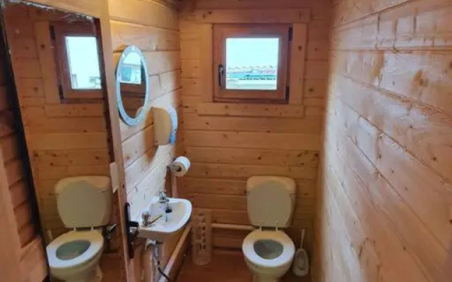 17b DB Airbnb