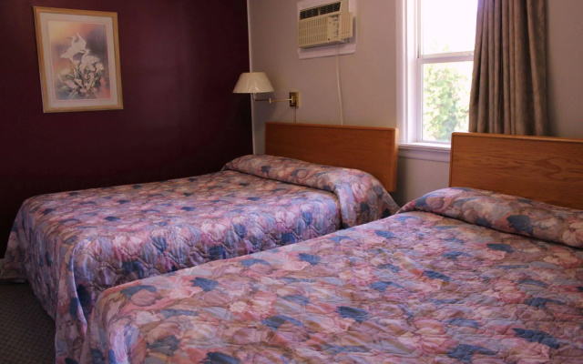 Boundary Motel