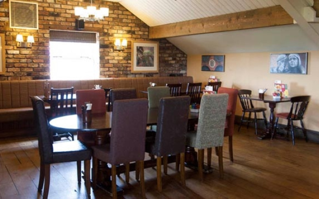 Premier Inn Milton Keynes Sw - Furzton Lake