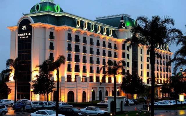 Отель Peermont D'oreale Grande at Emperors Palace вид на фасад