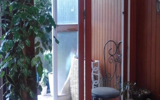 Mama Guesthouse Female Only (отель для женщин)