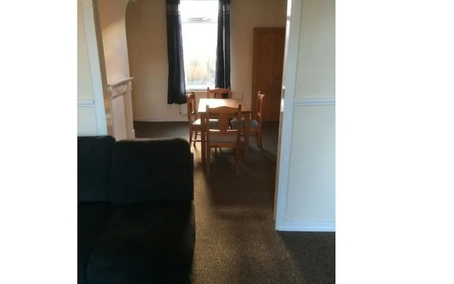 Yarm Road Serviced House