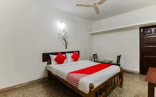 Sushma Lodge by OYO Rooms