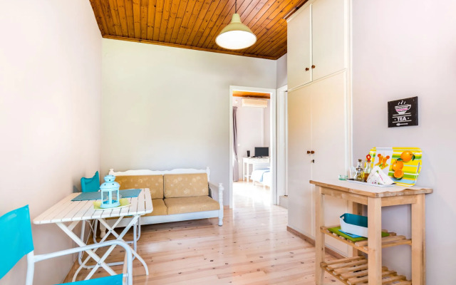 Tsonas Apartments