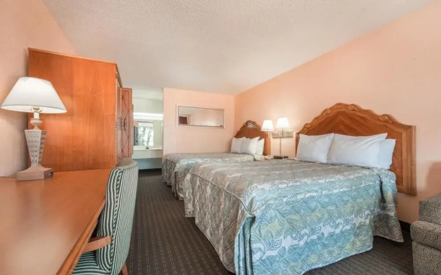 Knights Inn Lawton