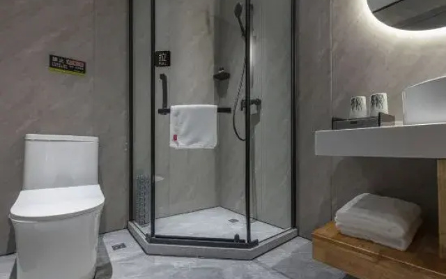 Ningbo Nanyuan Ejia Plus Hotel (Beilun Yintaicheng Branch)