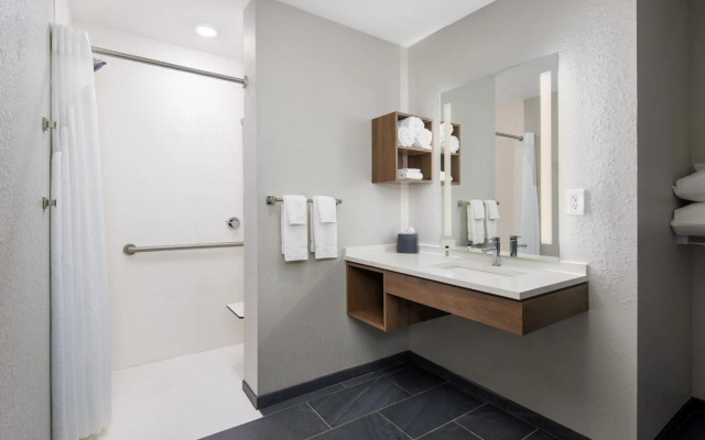 Staybridge Suites Auburn – University Area