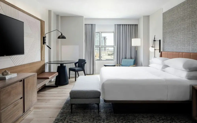 Sheraton Fort Worth Downtown Hotel