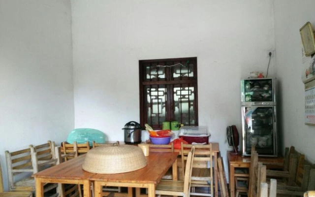 Yangshuo Fengquan Holiday Hotel